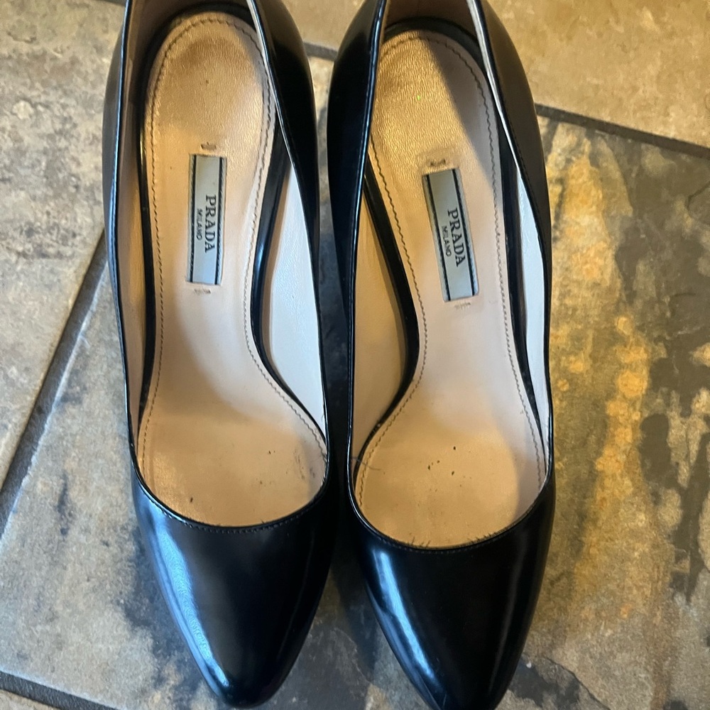 Prada Black Heels Elegant Design